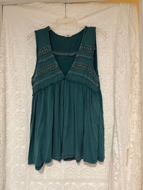POL Teal Lace-Trim Sleeveless V-Neck Tank